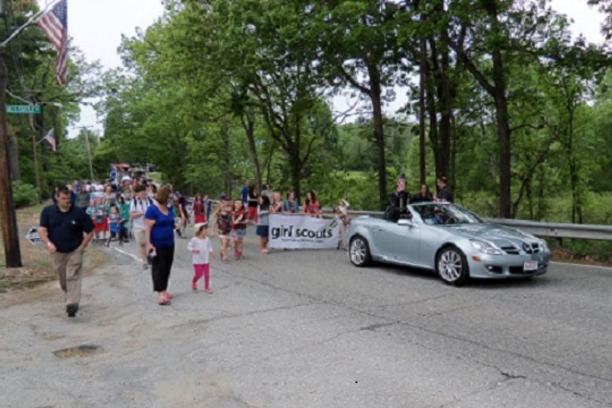 Memorial Day Parade - Girl Scouts